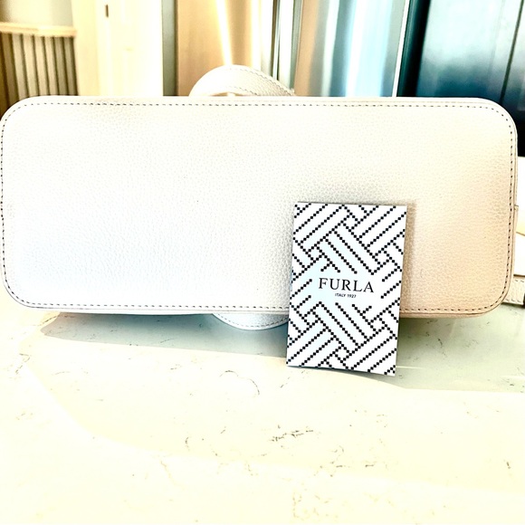 NWOT FURLA SATCHEL HANDBAG - Picture 16 of 16